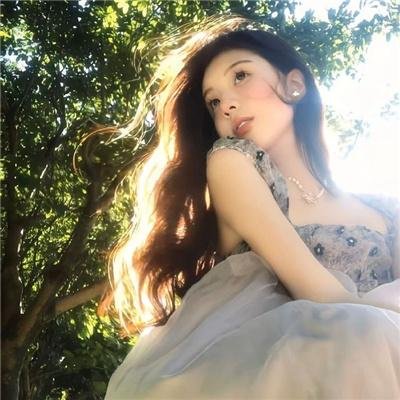 赛马女孩